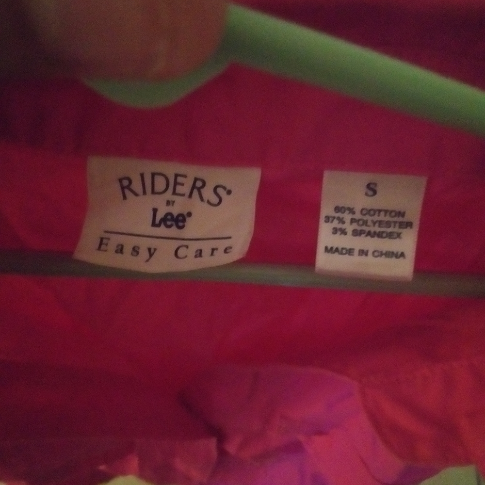 Riders - Picture 4 of 4